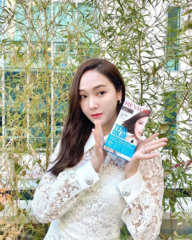 Ngắm sao Hàn diện váy trắng xinh như mộng, chị em sẽ không tiếc tiền sắm cả lố về để nâng cấp style - Ảnh 5.