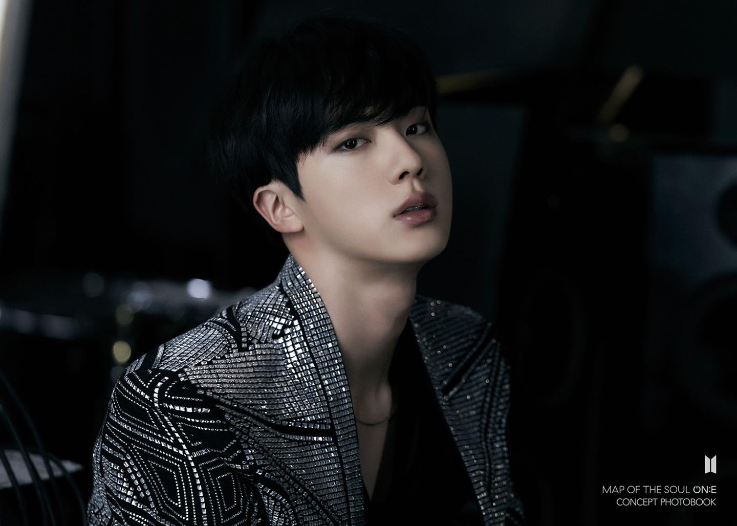 BTS tung một lúc 2 bộ ảnh concept vừa cool ngầu ma mị vừa trong veo, visual cận mặt đẹp ná thở - Ảnh 4. BTS tung một lúc 2 bộ ảnh concept vừa cool ngầu ma mị vừa trong veo, visual cận mặt đẹp ná thở - Ảnh 4.