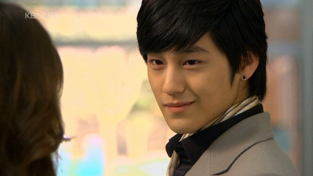 8 nam thần cưa sừng làm nghé ngọt nhất phim Hàn: Nhìn tuổi anh chú Hwang In Yeop với Kim Bum mà sốc xỉu! - Ảnh 4. 8 nam thần cưa sừng làm nghé ngọt nhất phim Hàn: Nhìn tuổi anh chú Hwang In Yeop với Kim Bum mà sốc xỉu! - Ảnh 4.
