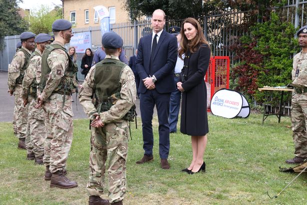 Động thái đầu tiên của nhà Công nương Kate sau tang lễ Hoàng tế Philip đè bẹp chiêu trò PR của Meghan - Ảnh 1.