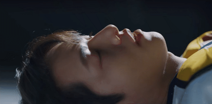 Song Joong Ki vừa dính đạn đã mất hút ở preview tập 18 Vincenzo, biên kịch Penthouse bất ngờ bị réo tên - Ảnh 4.
