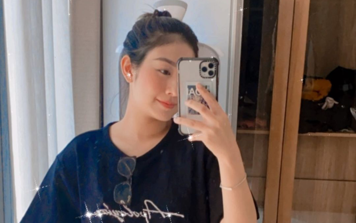 Trang Lou khoe màn comeback đỉnh cao sau chưa đầy 1 tháng sinh con: Gái 2 con trông mòn con mắt!