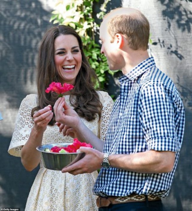 Kỷ niệm 10 năm ngày cưới của vợ chồng William - Kate, nhìn lại loạt khoảnh khắc tình bể bình chứng minh họ là một nửa hoàn hảo dành cho nhau - Ảnh 5.