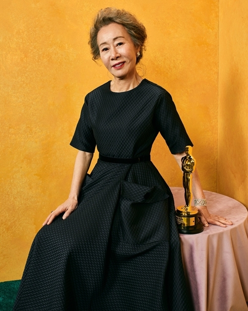 Bài phát biểu chấn động của sao Hàn 74 tuổi làm nên lịch sử ở Oscar: Khiến cả dàn sao Hollywood vừa ồ lên cười vừa vỗ tay thán phục - Ảnh 5.
