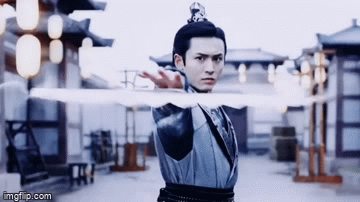 Mỹ nam Hoa ngữ m&uacute;a quạt dẻo ph&aacute;t hờn: Cung Tuấn thần th&aacute;i xỉu c&ograve;n Ti&ecirc;u Chiến hơi ph&egrave;n kh&ocirc;ng? - Ảnh 4.