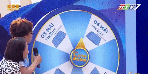 Đại Nghĩa và Việt Hương ăn gian khi chơi gameshow nhưng được khán giả đồng loạt khen ngợi - Ảnh 1. Đại Nghĩa và Việt Hương ăn gian khi chơi gameshow nhưng được khán giả đồng loạt khen ngợi - Ảnh 1.