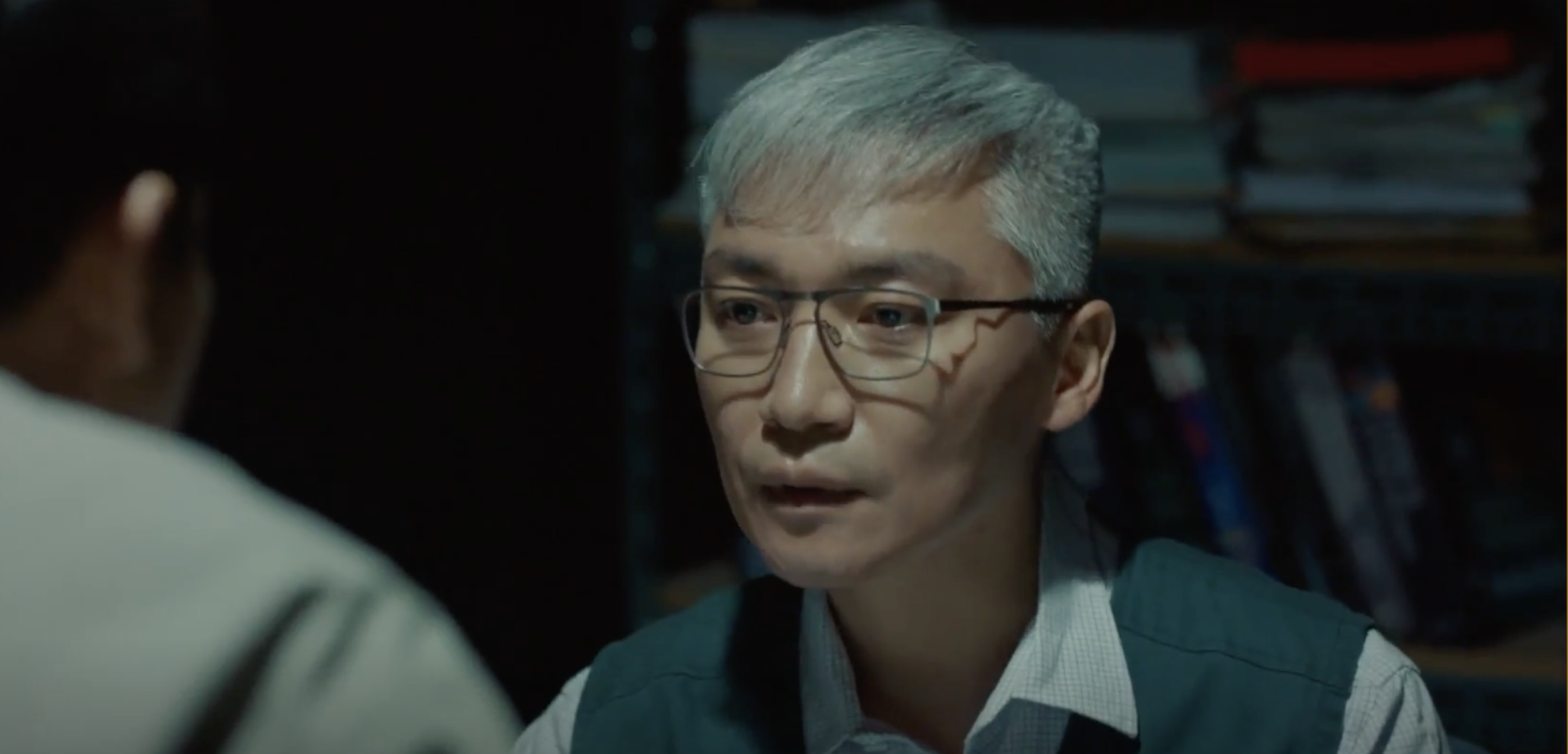 Mouse li&ecirc;n ho&agrave;n sốc: Lee Seung Gi hết b&oacute;p cổ crush đến đi&ecirc;n tiết giết người, netizen la &oacute; c&ugrave;ng bi&ecirc;n kịch với Penthouse hay g&igrave; - Ảnh 3.