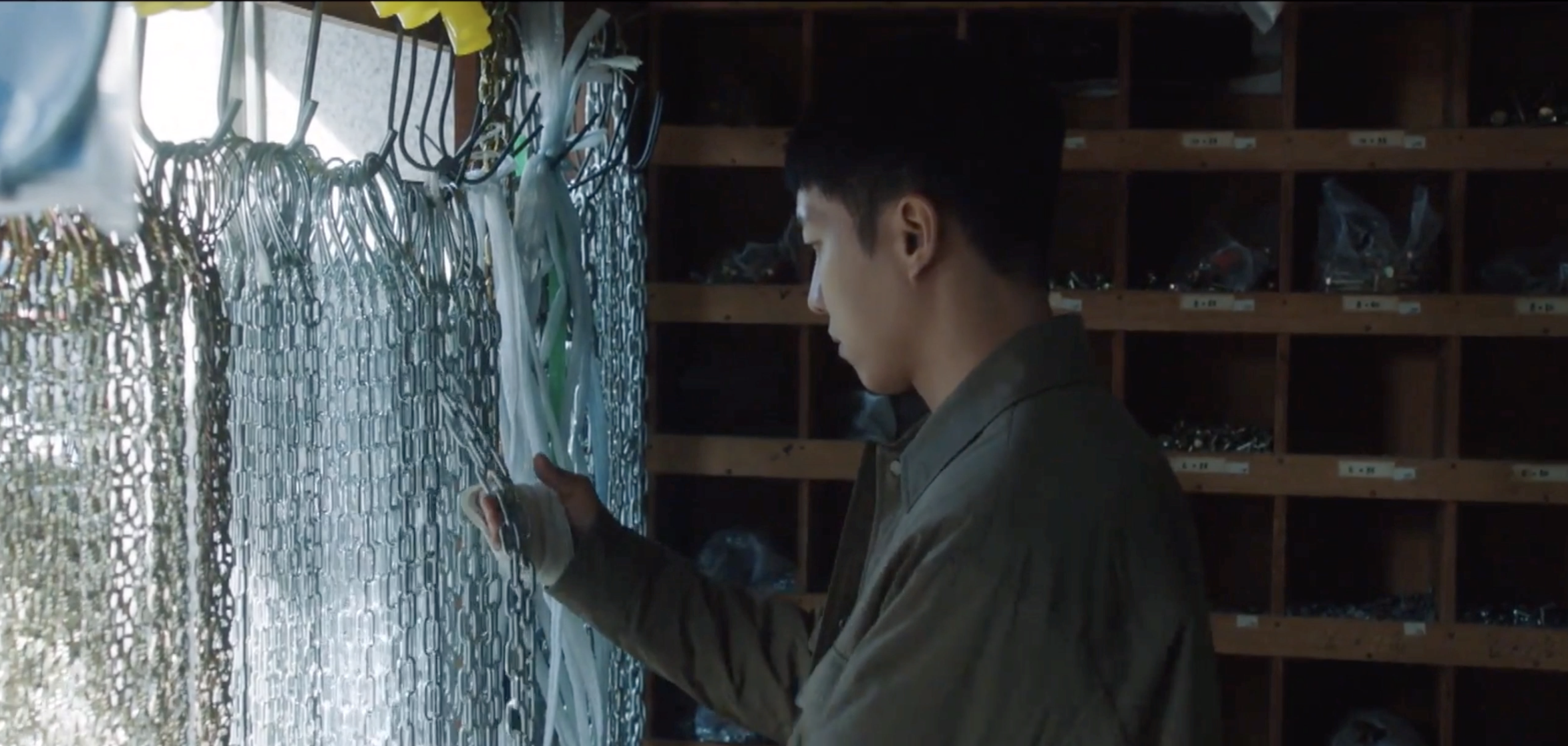 Mouse li&ecirc;n ho&agrave;n sốc: Lee Seung Gi hết b&oacute;p cổ crush đến đi&ecirc;n tiết giết người, netizen la &oacute; c&ugrave;ng bi&ecirc;n kịch với Penthouse hay g&igrave; - Ảnh 6.