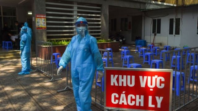 Dịch Covid-19 ngày 10/5: Hà Nội ghi nhận 8 ca dương tính SARS-CoV-2; Việt Nam đối mặt đợt dịch nguy hiểm nhất từ trước tới nay - Ảnh 1.