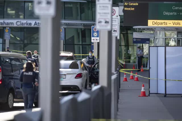 Nổ súng tại sân bay quốc tế Vancouver (Canada) gây chết người - Ảnh 1.
