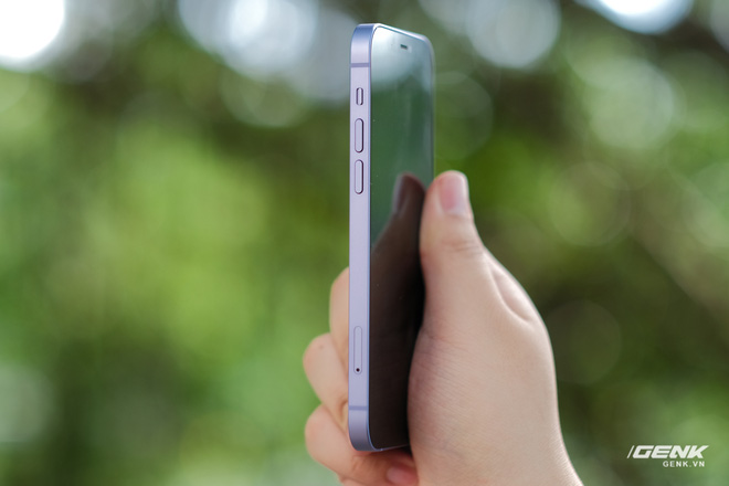 Trên tay iPhone 12 màu tím mộng mơ mới, giá chính hãng 22 triệu đồng, lên kệ trong tháng 6 - Ảnh 10.