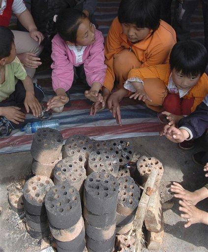 13 năm nhìn lại cơn đại địa chấn Tứ Xuyên: Nỗi đau như bóng ma ám ảnh, tang thương không thể nào xóa nhòa - Ảnh 13.