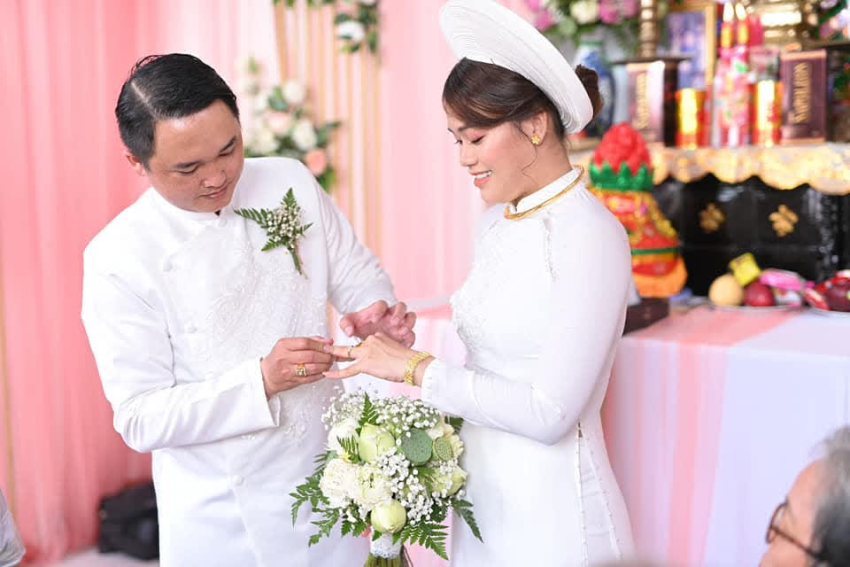 2 năm sau Th&aacute;ch Thức Danh H&agrave;i, Th&aacute;nh s&uacute;n Ng&acirc;n Thảo giờ đ&atilde; nhận chức gi&aacute;m đốc v&agrave; th&agrave;nh vợ người ta - Ảnh 3.