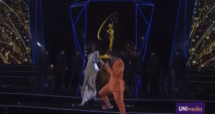 Những khoảnh khắc thần sầu của Kh&aacute;nh V&acirc;n tại Miss Universe 2020 từng được Trọng Hiếu h&aacute;t ti&ecirc;n tri c&aacute;ch đ&acirc;y 2 năm? - Ảnh 3.