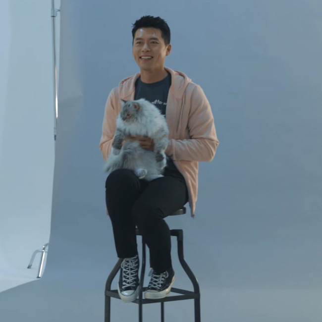 Hyun Bin xuất hiện với gương mặt ph&igrave; nhi&ecirc;u đến mức kh&oacute; nhận ra, Son Ye Jin chăm người y&ecirc;u thế n&agrave;y qu&aacute; tay rồi! - Ảnh 3.