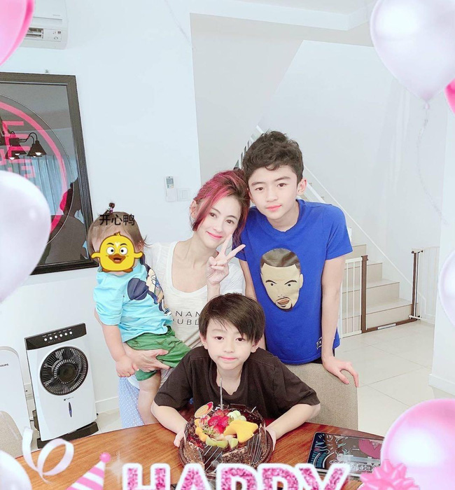 Sự khác biệt trong quan điểm nuôi dạy con giữa Vương Phi và Trương Bá Chi: Người để con thoải mái uống rượu, người đảm đương luôn vị trí người cha - Ảnh 10.