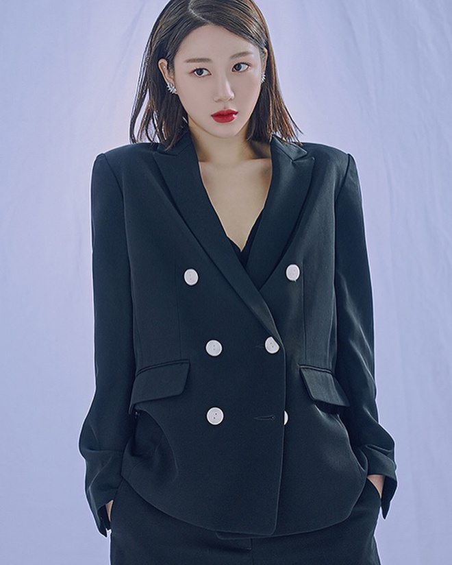 Profile bạn gái mới của Lee Seung Gi: Con gái Mama Chuê quyền lực, sự nghiệp mờ nhạt nhưng nhan sắc đúng chuẩn Hoa hậu - Ảnh 12.