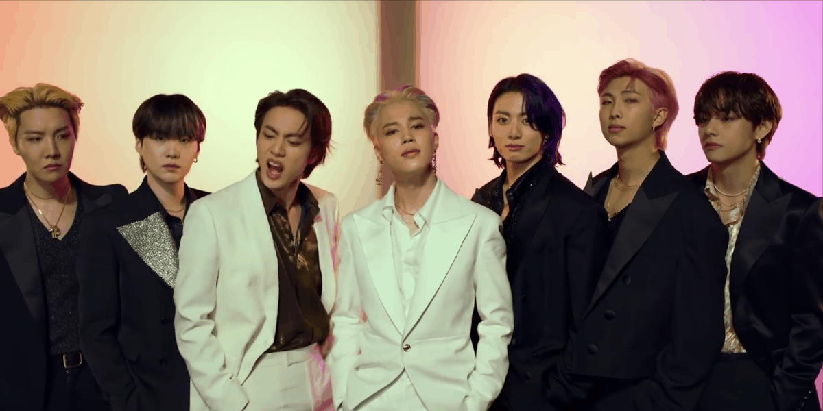 Mới comeback, BTS đ&atilde; về Việt Nam c&atilde;i lộn với chị Ca N&ocirc; v&agrave; Huỳnh Lập, c&ograve;n ngẫu hứng h&aacute;t S&agrave;i G&ograve;n Đẹp Lắm? - Ảnh 3.