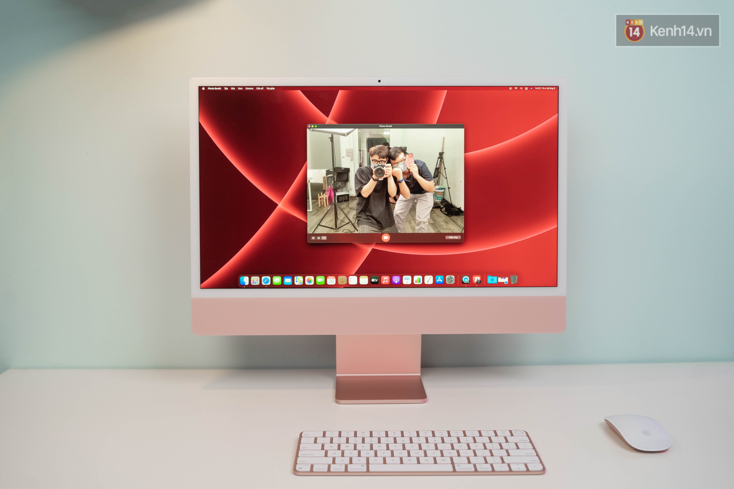 Mở hộp chiếc iMac 2021 đỏ ki&ecirc;u sa sang chảnh vừa về Việt Nam, nh&igrave;n l&agrave; muốn chốt đơn ngay! - Ảnh 11.