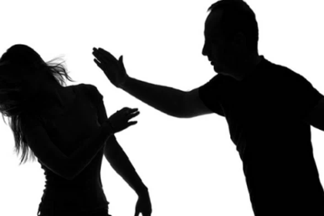 T&acirc;m sự của người chồng t&ugrave; tội v&igrave; cố gắng giết vợ để rồi sống với nỗi dằn vặt muộn m&agrave;ng: T&ocirc;i chưa từng quan t&acirc;m đến cảm nhận của em m&agrave; chỉ nghĩ cho m&igrave;nh - Ảnh 4.