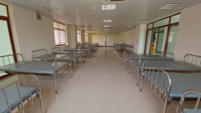 B&ecirc;n trong Bệnh viện d&atilde; chiến đ&oacute;ng tại Trung t&acirc;m Điều dưỡng thương binh Bắc Giang - Ảnh 2.