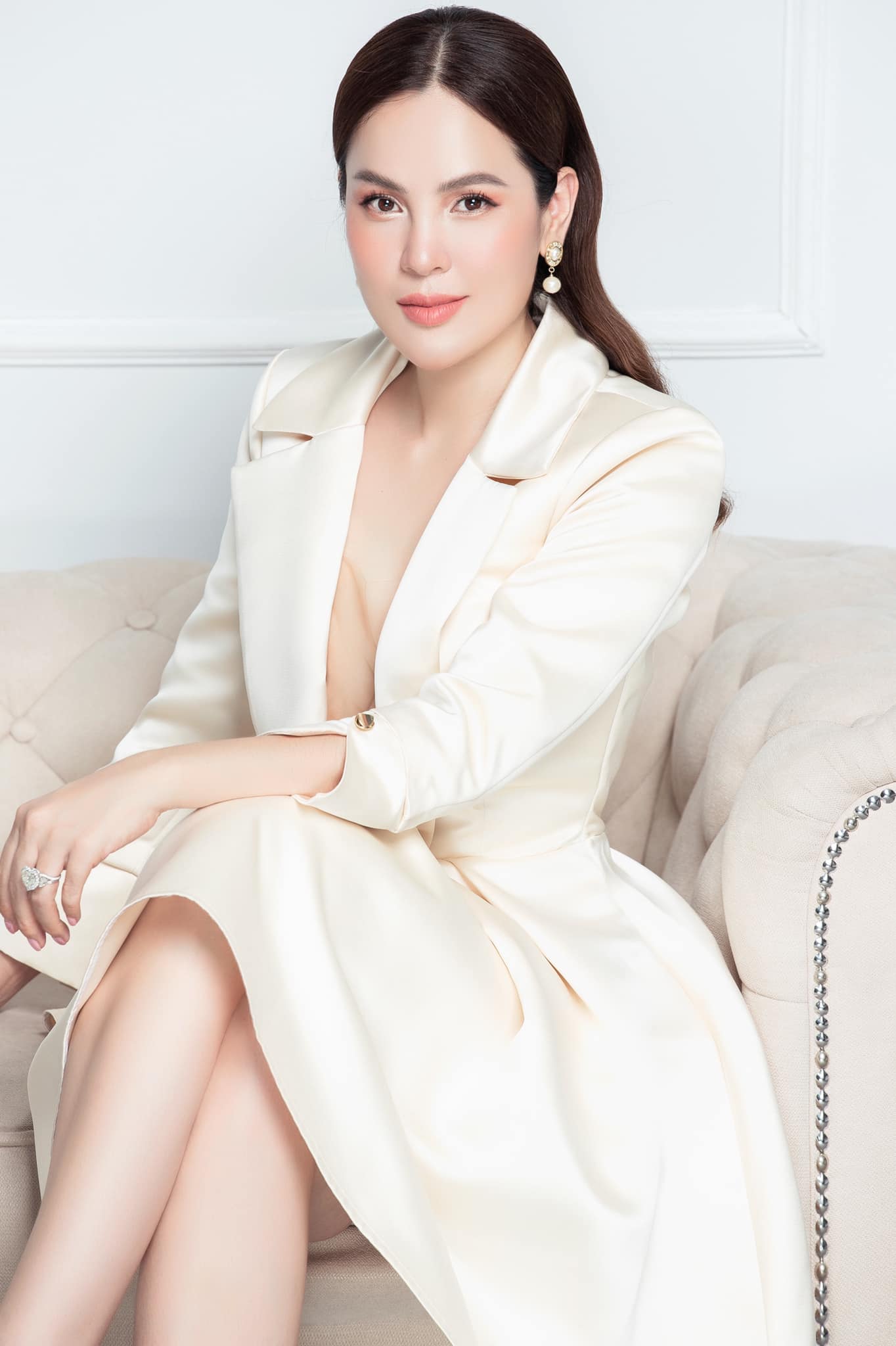 Miss Phuong Le “crooked” the female giant who hired Thai Cong to design a  VND 200 billion villa