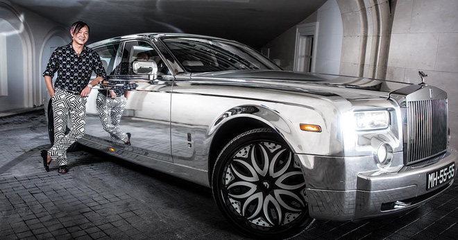 Huyền thoại tài phiệt mua 30 chiếc Rolls-Royce hơn 460 tỷ, cưng vợ siêu mẫu kém 30 tuổi như bà hoàng và cái kết bất ngờ vì vỡ nợ - Ảnh 12.