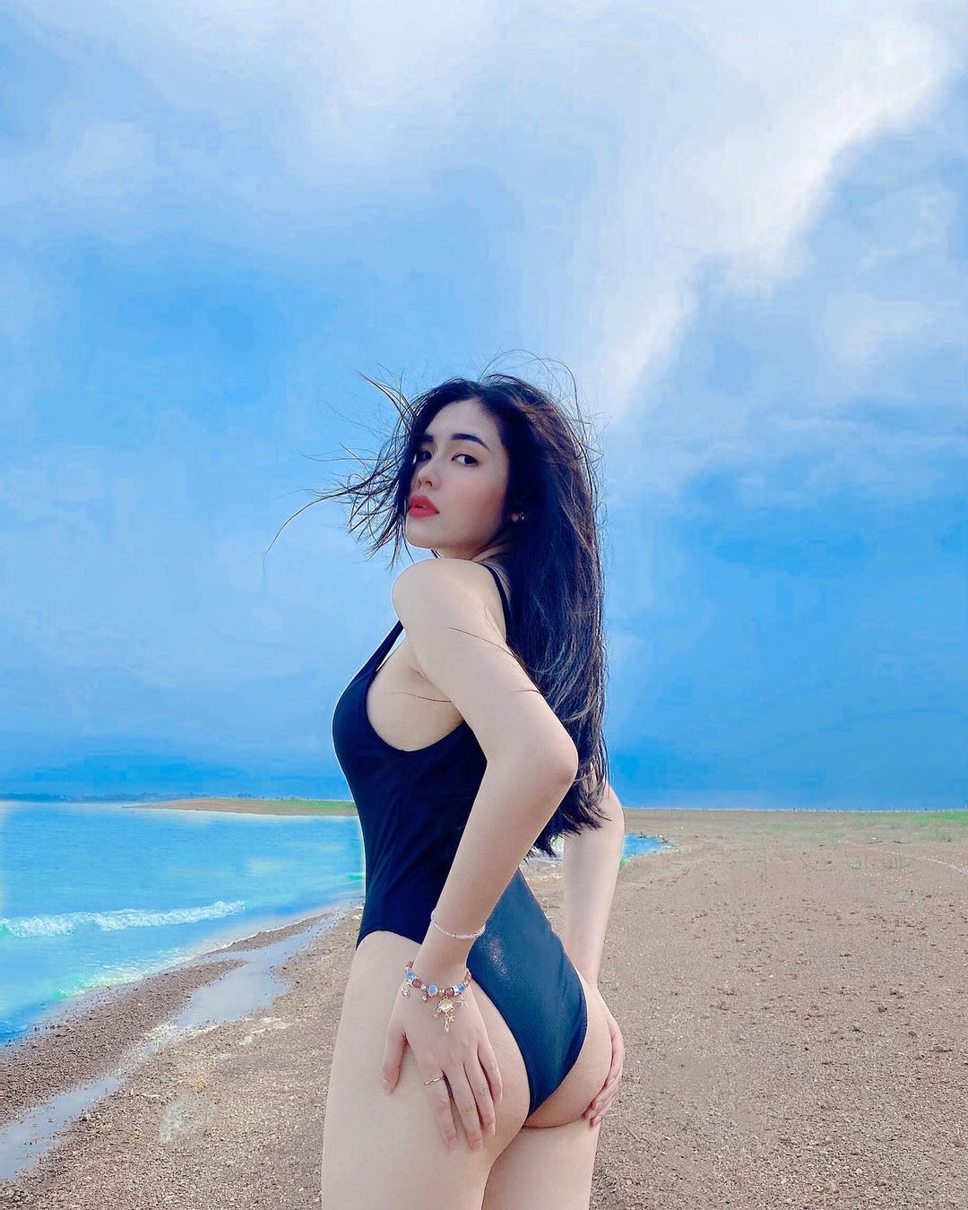 “Đọ” vòng 3 nảy lửa, cuộc chiến sexy giờ đã khác xưa! - Ảnh 5.