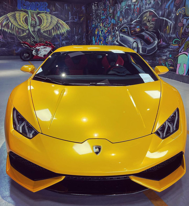 Vừa đổi màu, siêu xe Lamborghini Huracan LP610-4 hàng hiếm bất ngờ về tay  nữ đại gia mỹ phẩm Bạc Liêu