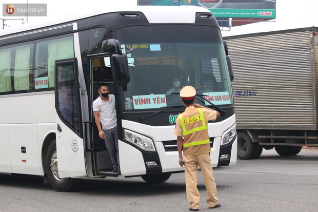 Dịch Covid-19 ngày 7/5: Hà Nội thêm 7 ca dương tính SARS-CoV-2; Phong tỏa Bệnh viện K Tân Triều - Ảnh 2.