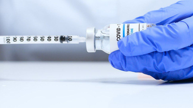 Vaccine của Moderna được công nhận tốt nhất thế giới - Ảnh 1.