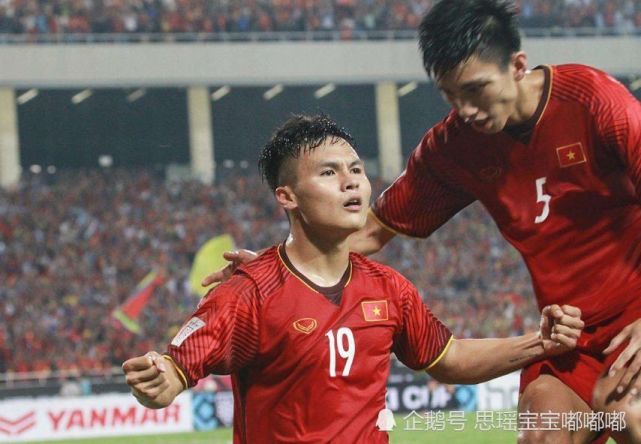 Chỉ ra điều đáng tự hào nhất” với tuyển Việt Nam, báo Trung Quốc thừa nhận nỗi xấu hổ của đội nhà - Ảnh 1.