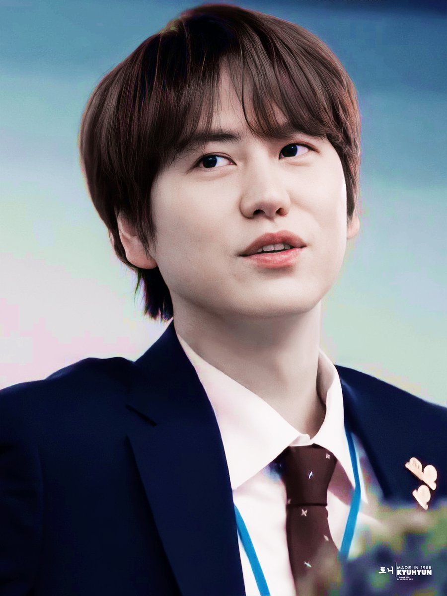 Xử lý tiểu cường theo cách của người có tiền: Nam idol không đập, không hét, xách đồ ra... khách sạn cao cấp ngủ cho bõ - Ảnh 2. Xử lý tiểu cường theo cách của người có tiền: Nam idol không đập, không hét, xách đồ ra... khách sạn cao cấp ngủ cho bõ - Ảnh 2.