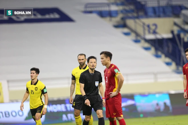 Báo Thái Lan: “Tuyển Việt Nam đã được nhận quả penalty ngớ ngẩn” - Ảnh 2.