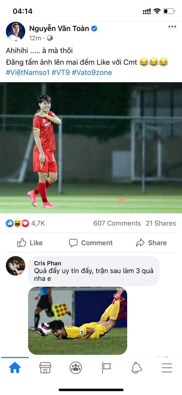Mừng chiến thắng của đội tuyển Việt Nam phong cách Cris Phan, dạo khắp Facebook tuyển thủ chỉ để cà khịa? - Ảnh 4.