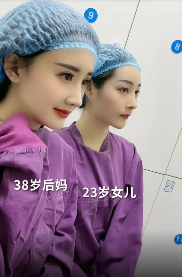 Nở rộ trào lưu phẫu thuật thẩm mỹ mũi và mép tóc giống Dương Mịch, dàn hotgirl xứ Trung giờ ai cũng như ai - Ảnh 12. Nở rộ trào lưu phẫu thuật thẩm mỹ mũi và mép tóc giống Dương Mịch, dàn hotgirl xứ Trung giờ ai cũng như ai - Ảnh 12.