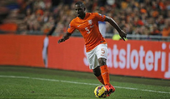 Sao 17 tuổi của ĐT Anh phá kỷ lục Cầu thủ trẻ nhất đá Euro ngay lần đầu xuất trận - Ảnh 2. Sao 17 tuổi của ĐT Anh phá kỷ lục Cầu thủ trẻ nhất đá Euro ngay lần đầu xuất trận - Ảnh 2.