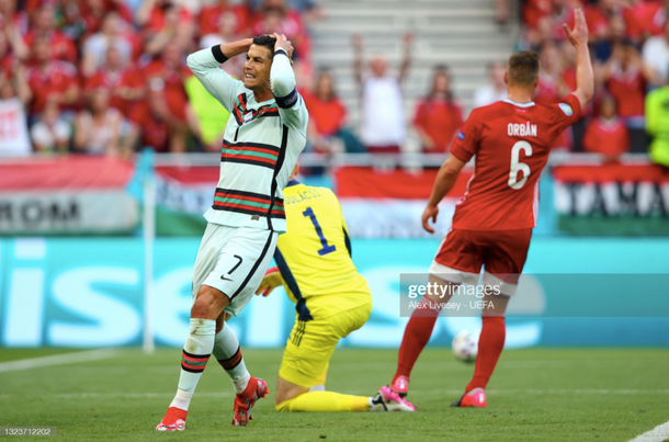 Bồ Đào Nha 3-0 Hungary: Ronaldo đi vào lịch sử với cú đúp - Ảnh 14.