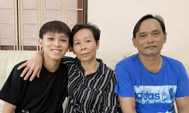  Bố ruột Hồ Văn Cường khi rời quê: Làm việc cho Phi Nhung, nhận lương tháng 10 triệu đồng - Ảnh 8.