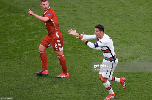 Bồ Đào Nha 3-0 Hungary: Ronaldo đi vào lịch sử với cú đúp - Ảnh 5.