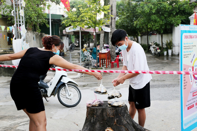 Cuộc sống người dân làng xuất ngoại ở Hà Tĩnh sau ngày phong tỏa - Ảnh 5.