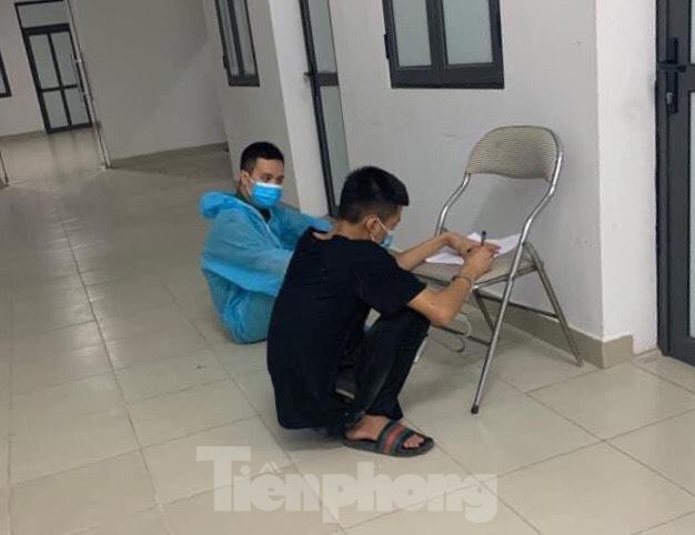 Nam thanh niên trốn khỏi nơi cách ly, đi Hà Nội tìm việc - Ảnh 1.