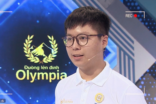 Có tới 2 nam sinh trường chuyên lọt chung kết năm Olympia, Hà Nội có giải được cơn khát chức vô địch sau 11 năm chờ đợi? - Ảnh 5.