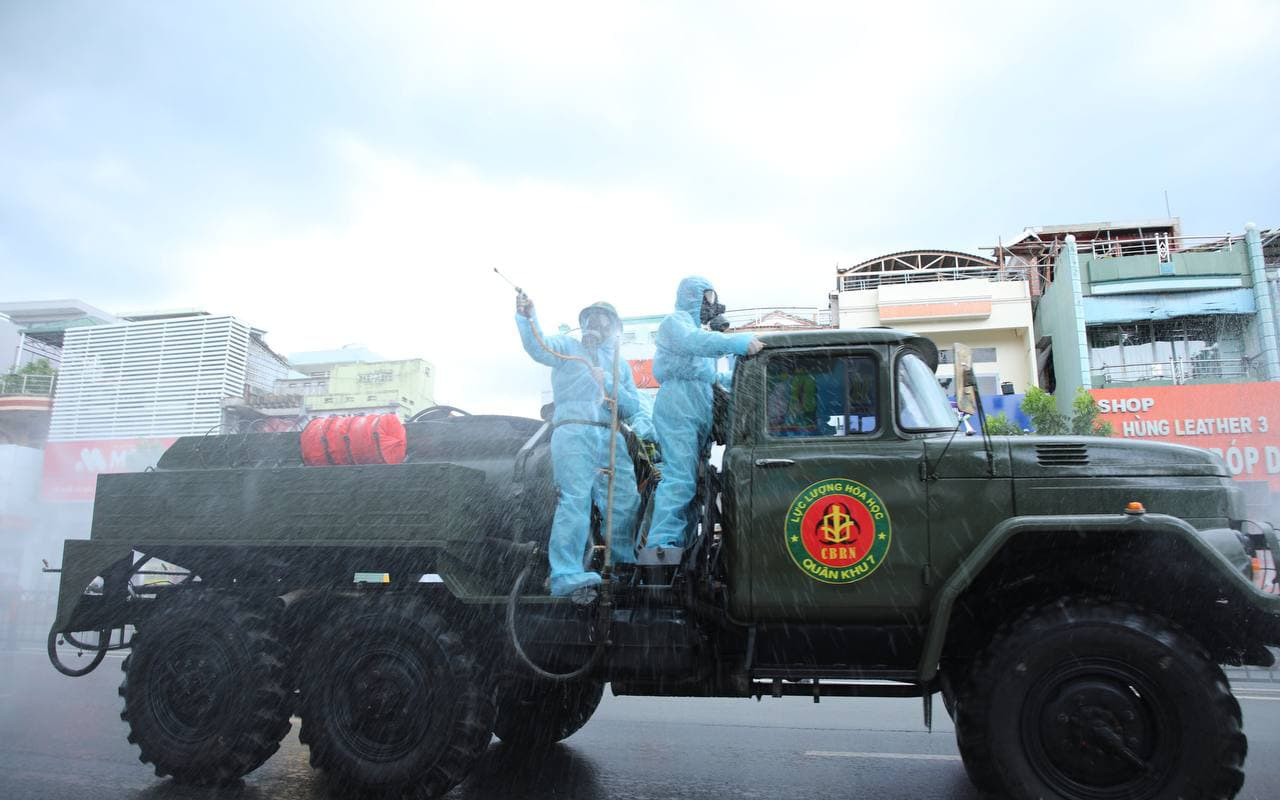 Diễn biến dịch ngày 21/6: Hà Nội dự kiến sẽ cho hàng quán ăn uống trong nhà mở cửa trở lại từ 22/6