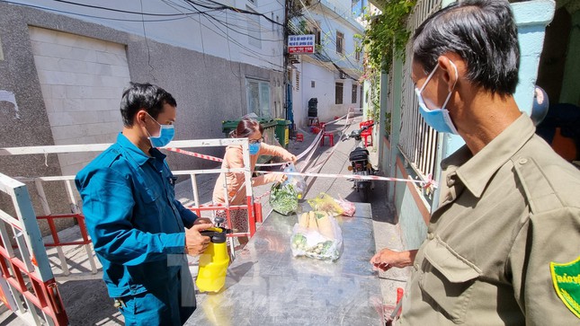 Không chỉ làm Đà Nẵng bùng dịch, tài xế từ TP.HCM còn hình thành chuỗi lây nhiễm ở Phú Yên - Ảnh 2.