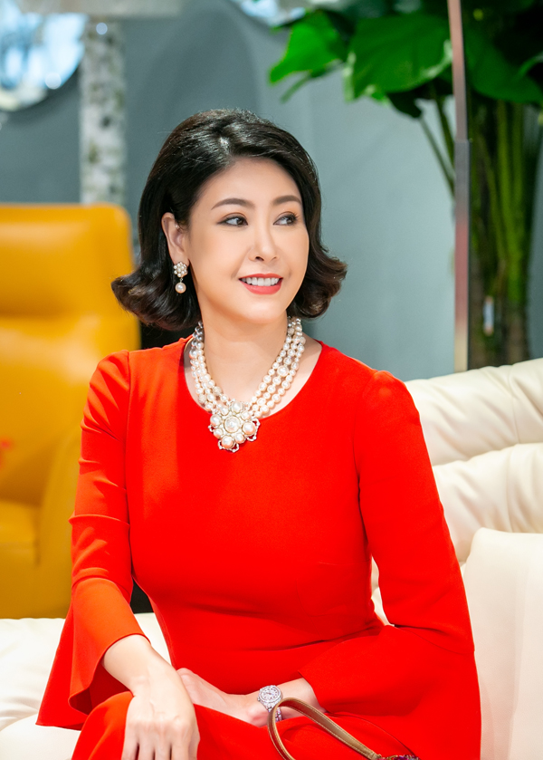 Hoa hậu Hà Kiều Anh đáp trả 1 tràng khi bị netizen thắc mắc về drama tự nhận là công chúa đời thứ 7 triều Nguyễn - Ảnh 3.
