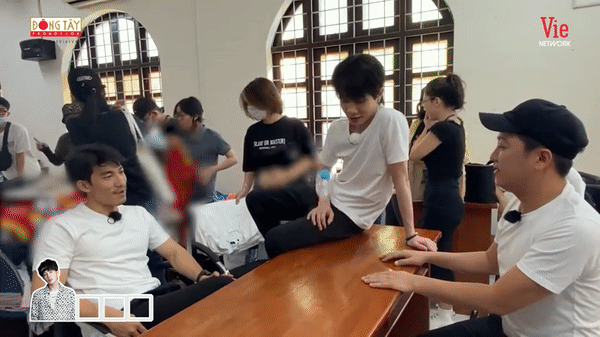 Jack bị Liên Bỉnh Phát đấm suýt sưng bụng khi thi đấu game ở hậu trường Running Man! - Ảnh 4.