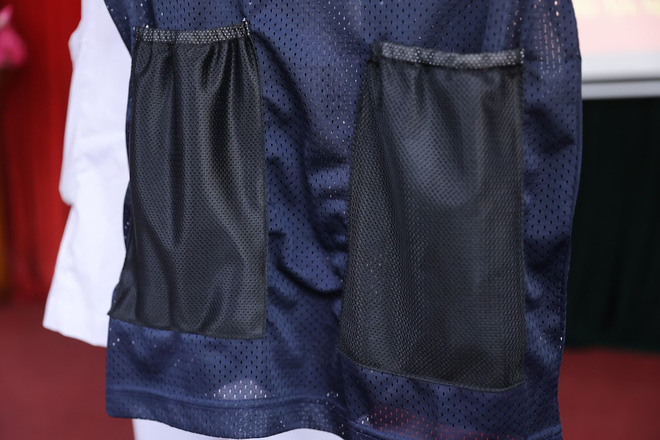 Ph&aacute;t minh vừa rẻ vừa tiện gi&uacute;p c&aacute;c y b&aacute;c sĩ ở Bắc Giang chống c&aacute;i n&oacute;ng ch&aacute;y da thịt - Ảnh 3.