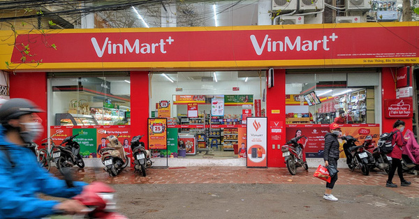 Xôn xao hình ảnh siêu thị Vinmart đổi tên thành Winmart , lại mở cả kiosk Phúc Long kế bên - Ảnh 2. Xôn xao hình ảnh siêu thị Vinmart đổi tên thành Winmart , lại mở cả kiosk Phúc Long kế bên - Ảnh 2.