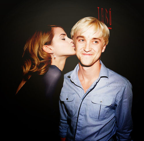 Tom Felton và Emma Watson hóa ra đã có nhiều hành vi tình ái mờ ám trên trường quay Harry Potter chục năm trước! - Ảnh 3.